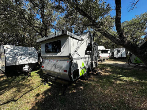 2026 A Liner Expedition Rear Sofa