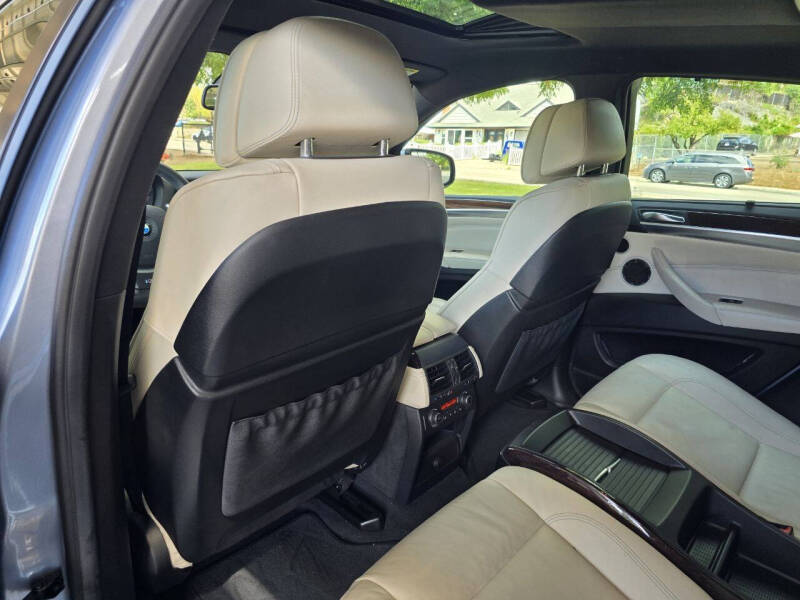 2010 BMW X6 ActiveHybrid