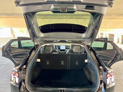 2022 Ford Mustang Mach-E Select