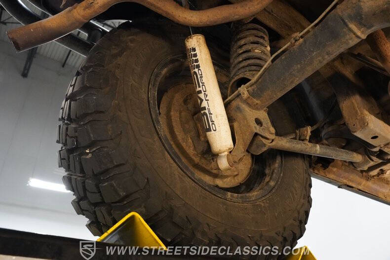 1996 GEO Tracker