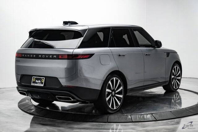 2024 Land Rover Range Rover Sport P360 SE