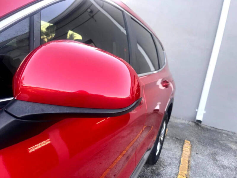 2020 Hyundai Santa Fe SE