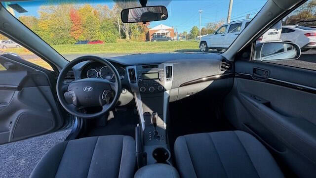 2010 Hyundai SONATA for sale at Backroads Motorsports in Alexandria, KY