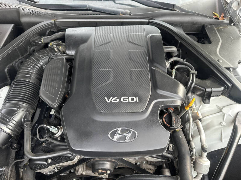 2016 Hyundai Genesis 3.8L