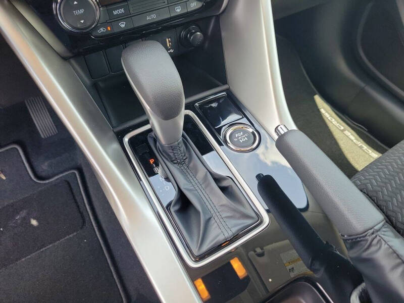 2026 Mitsubishi Eclipse Cross ES