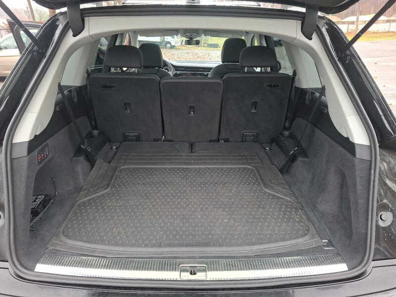 2023 Audi Q7 quattro Premium Plus 55 TFSI