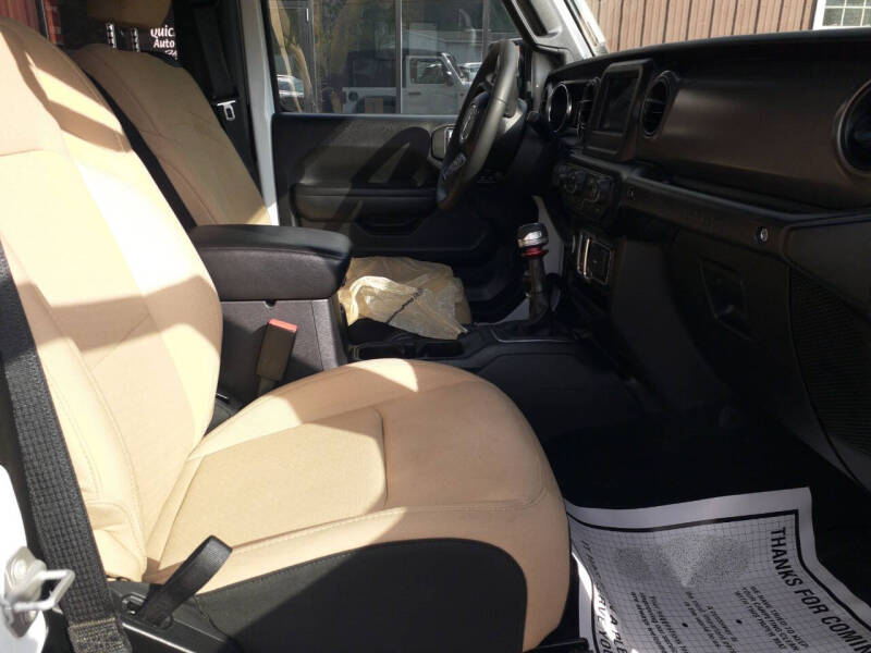2023 Jeep Wrangler 2-Door Willys - Photo 7