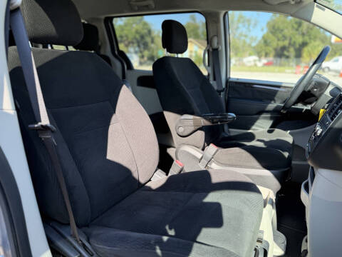 2015 Dodge Grand Caravan SE