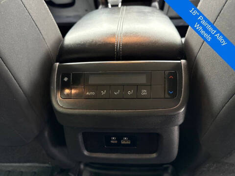 2022 Nissan Pathfinder S