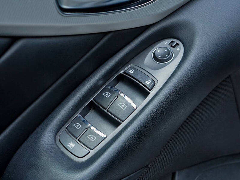 2021 Infiniti Q50 Luxe