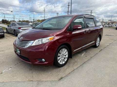2013 Toyota Sienna Limited 7-Passenger