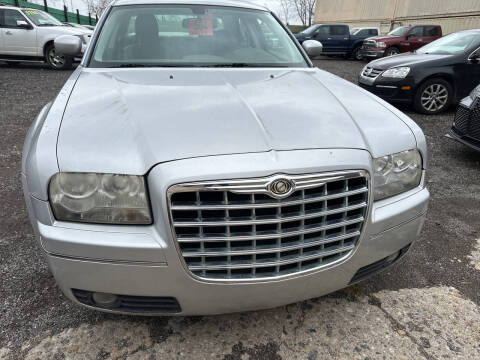 2008 Chrysler 300 for sale at Long & Sons Auto Sales in Detroit MI