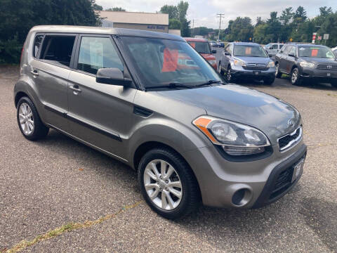 2012 Kia Soul +