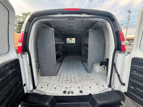 2018 Chevrolet Express 2500