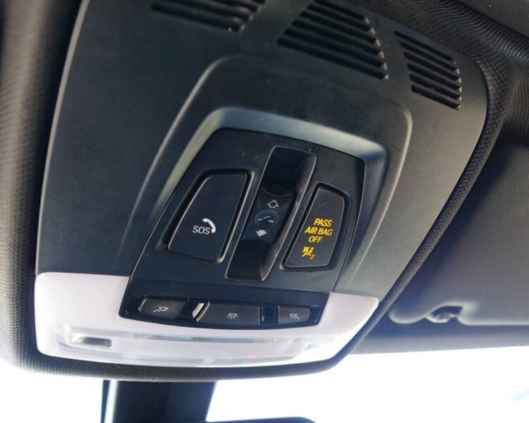 2018 BMW 3 Series 330i xDrive