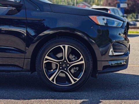 2020 Ford Edge ST
