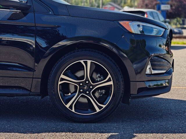 2020 Ford Edge ST