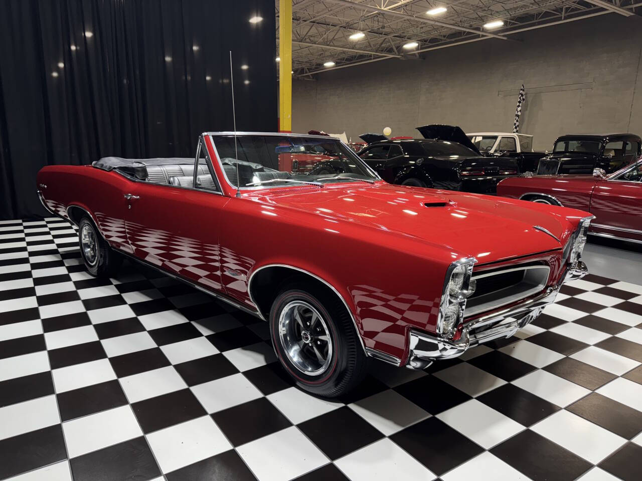 1966 Pontiac GTO 17