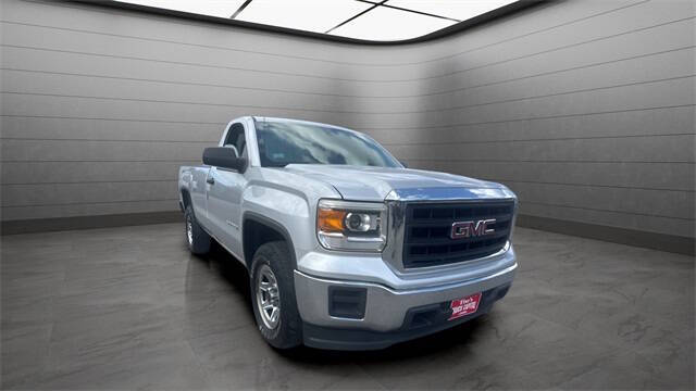 2014 GMC Sierra Base's photo