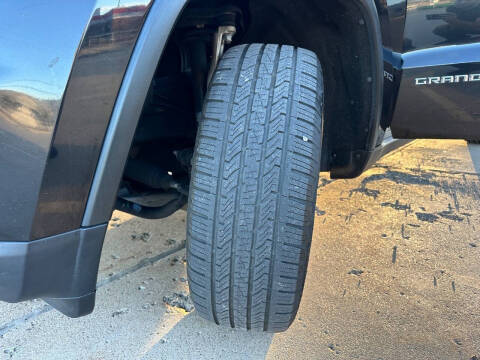 2016 Jeep Grand Cherokee Laredo