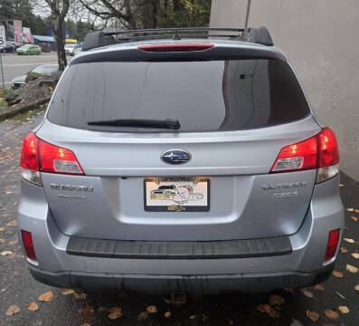 2013 Subaru Outback 2.5i Limited