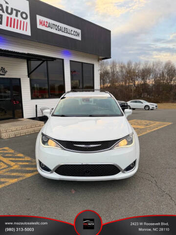 2017 Chrysler Pacifica Touring-L Plus