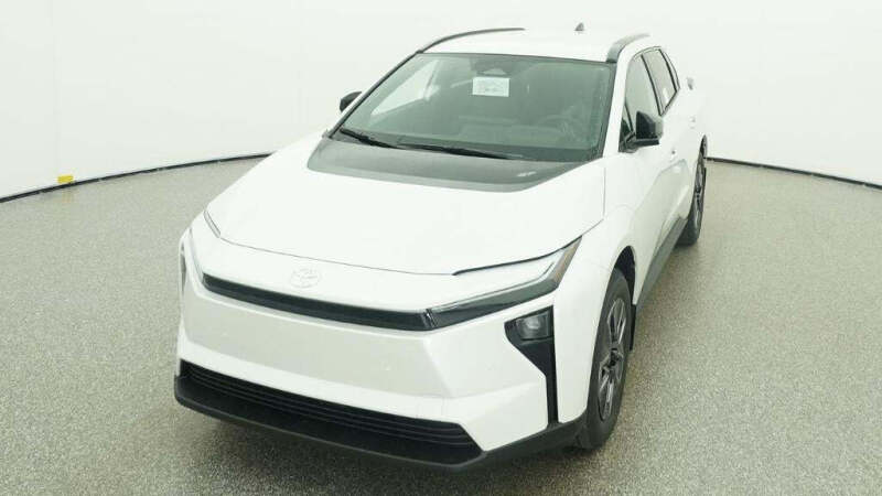 2026 Toyota bZ XLE Plus
