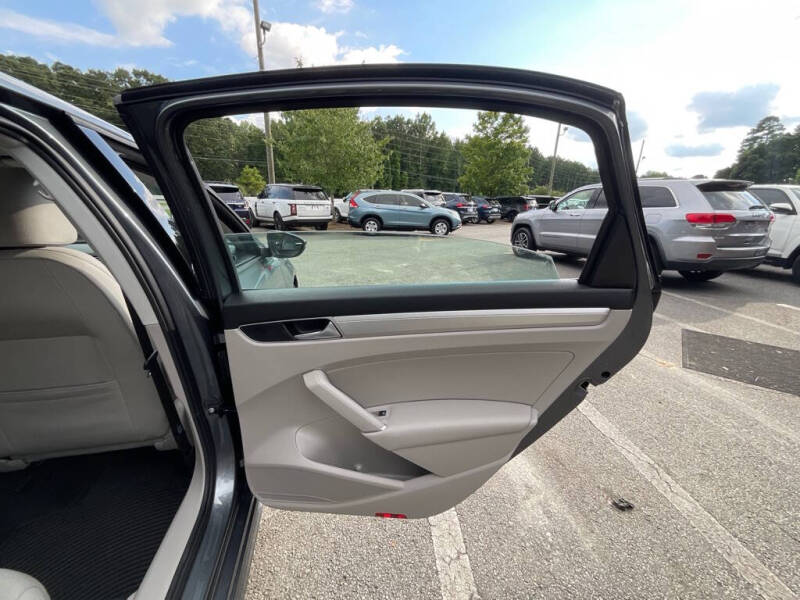 2019 Volkswagen Passat Wolfsburg