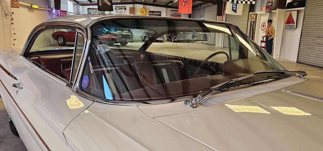 1960 Pontiac Ventura 21