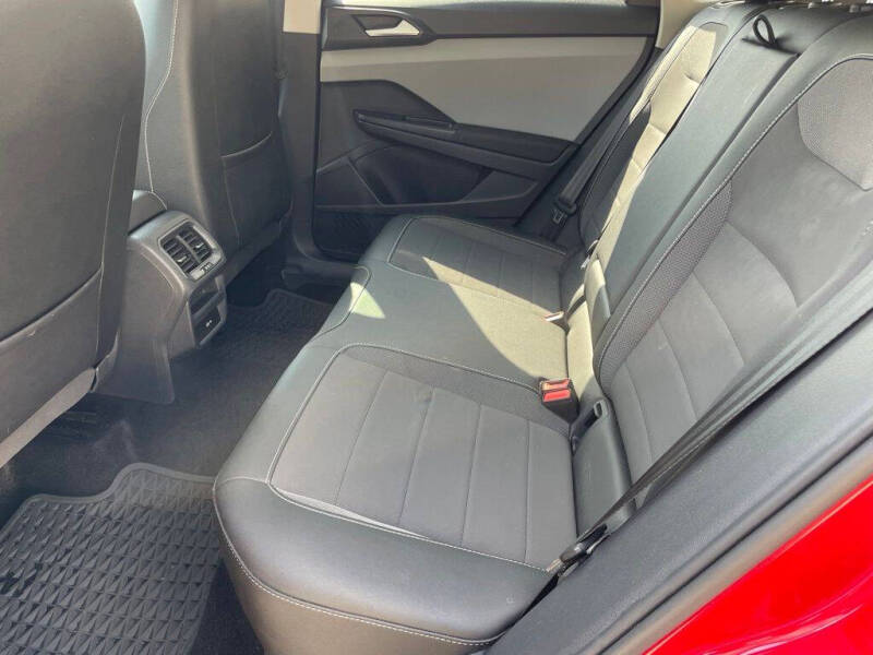 2022 Volkswagen Taos SE