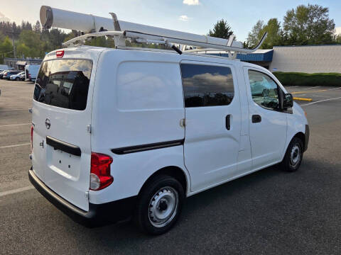2017 Nissan NV200 S