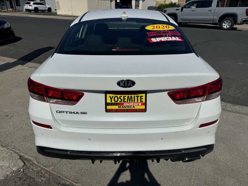 2020 Kia Optima LX