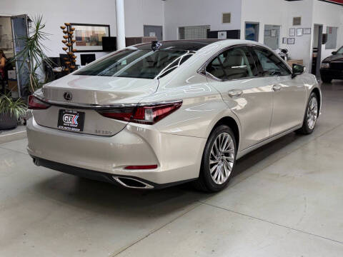 2019 Lexus ES 350