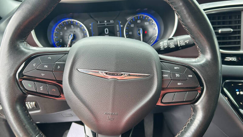 2020 Chrysler Pacifica Touring L