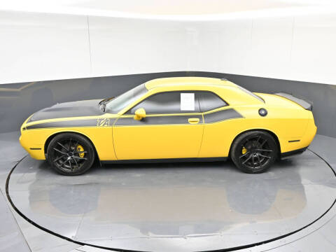 2017 Dodge Challenger R/T Plus