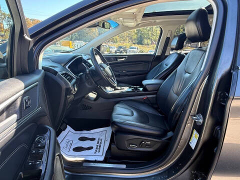 2017 Ford Edge Titanium