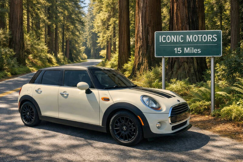 2017 MINI Hardtop 4 Door Cooper