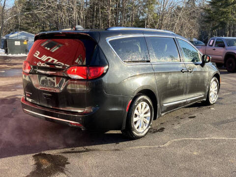 2018 Chrysler Pacifica Touring L