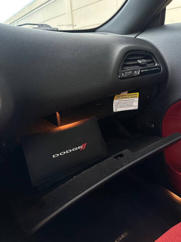 2015 Dodge Challenger R/T Plus