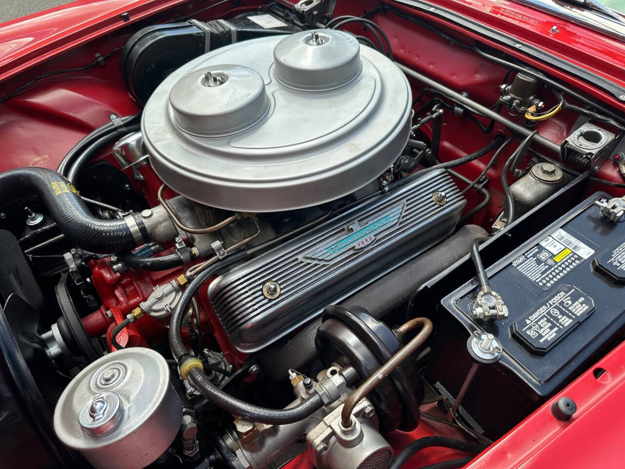 1957 Ford Thunderbird 35