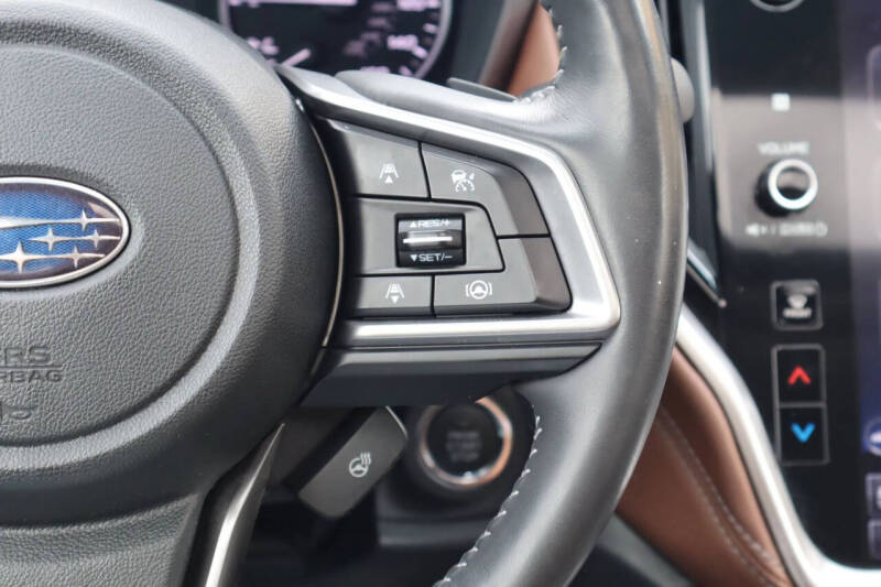 2022 Subaru Outback Touring XT