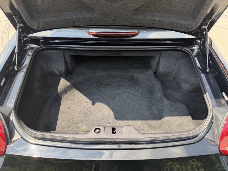 2004 Ford Thunderbird Deluxe