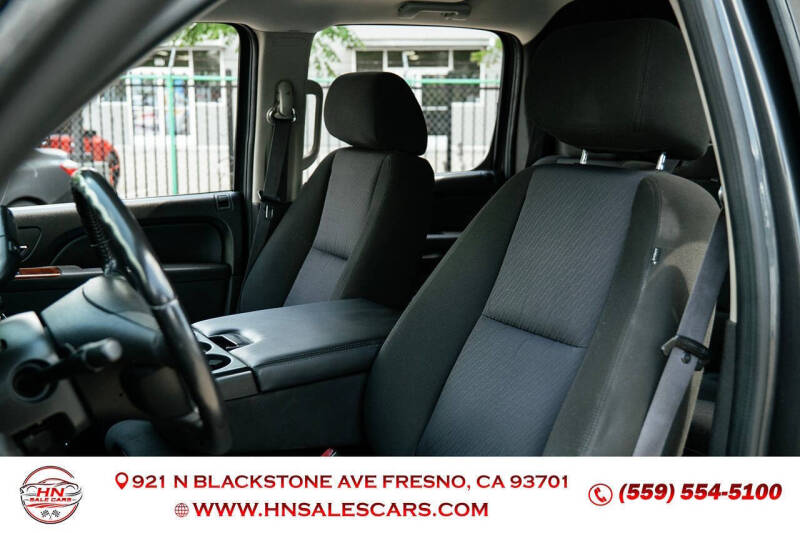 2011 Chevrolet Avalanche LS