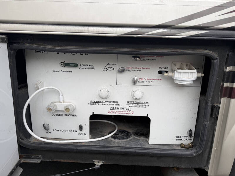 2014 Thor Motor Coach challanger
