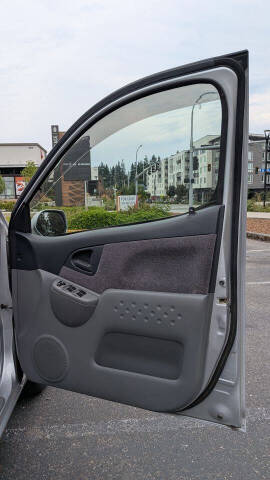 2000 Toyota Funcargo Yaris