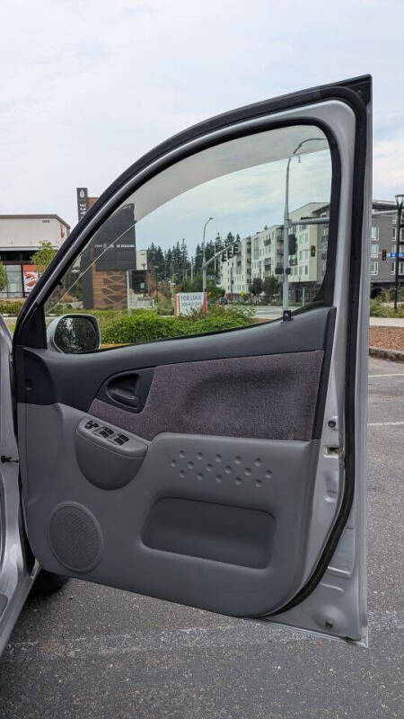 2000 Toyota Funcargo Yaris
