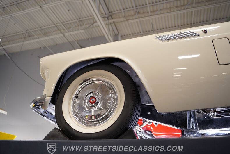 1956 Ford Thunderbird