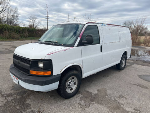 2008 Chevrolet Express Cargo for sale at Mr. Auto in Hamilton OH