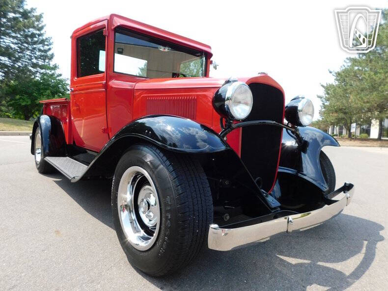 1933 Chevrolet Apache