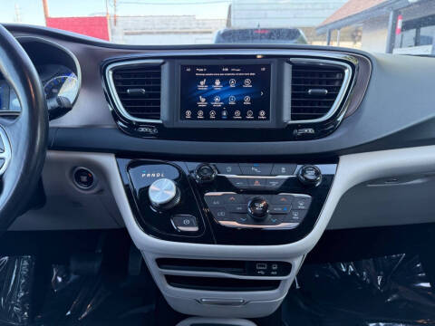 2019 Chrysler Pacifica Touring L